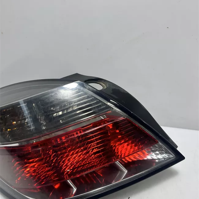 Fanale posteriore sinistro