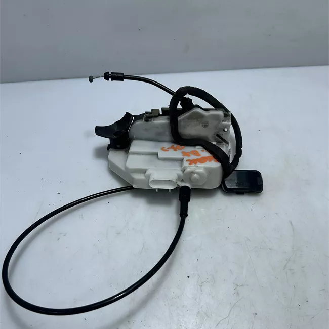 Serratura porta anteriore destra