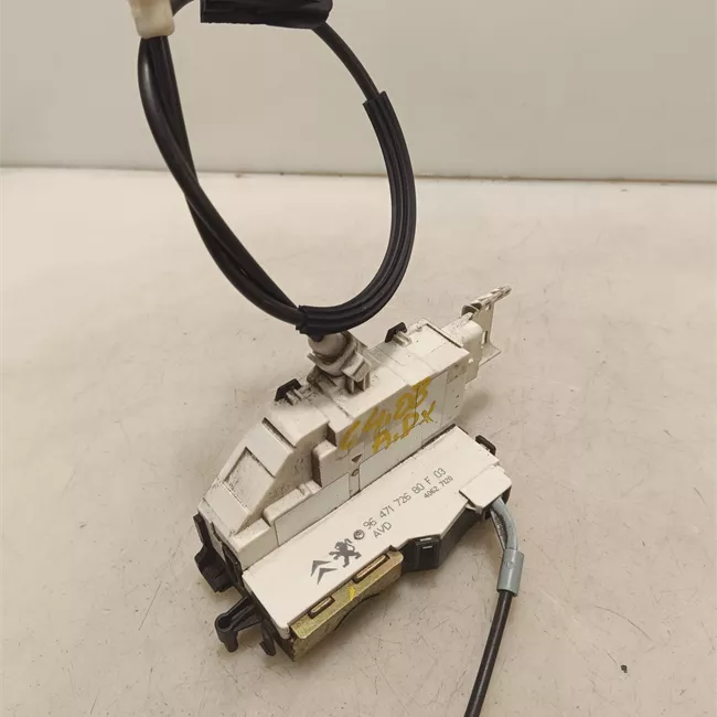 Serratura porta anteriore destra