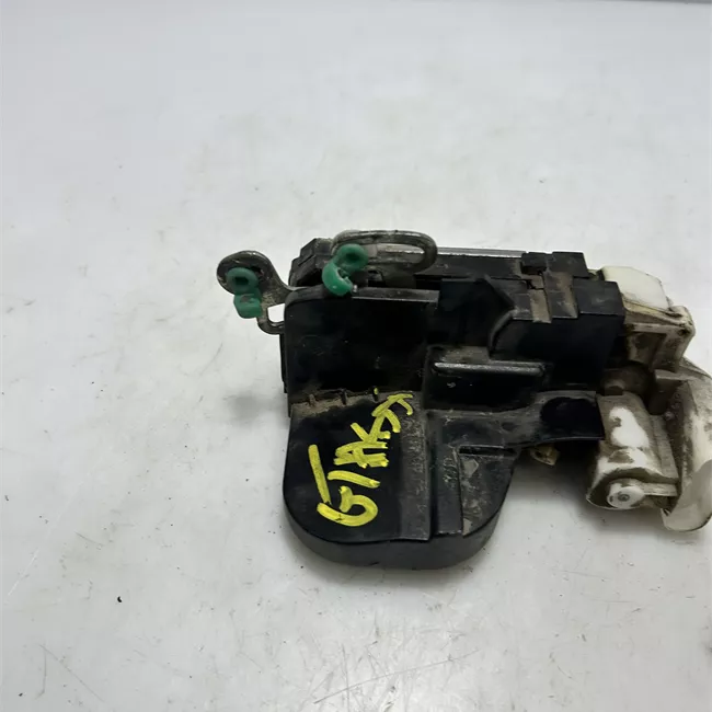 Serratura porta anteriore sinistra