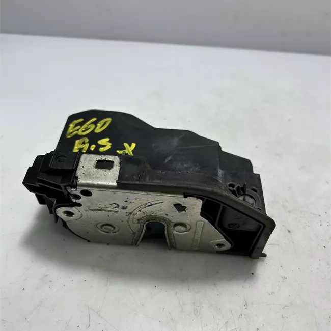 Serratura porta anteriore sinistra