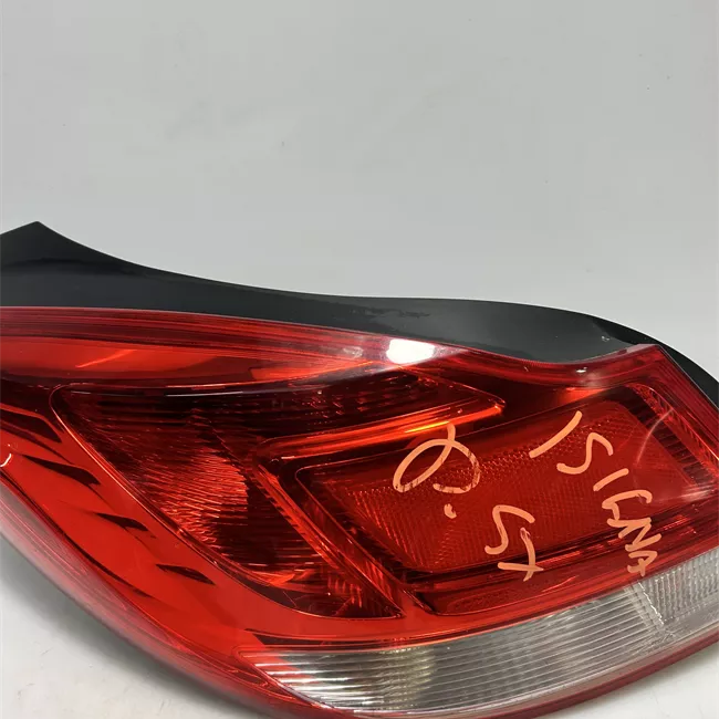 Fanale posteriore sinistro