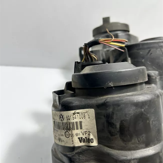 Proiettore destro AL