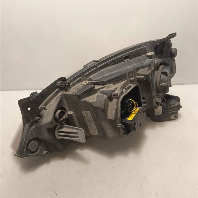 Proiettore destro t. 64000001>