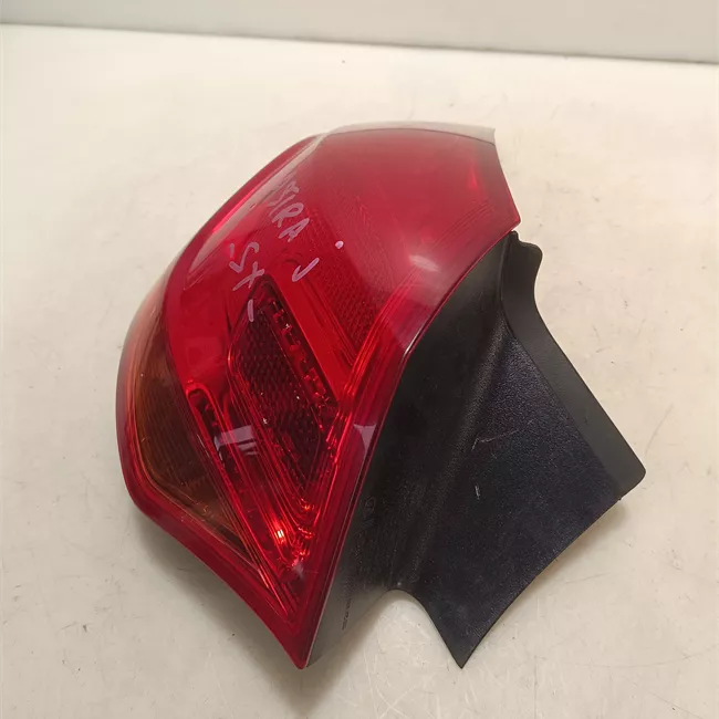 Fanale posteriore parte esterno sinistro