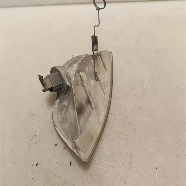 Fanalino laterale sinistro