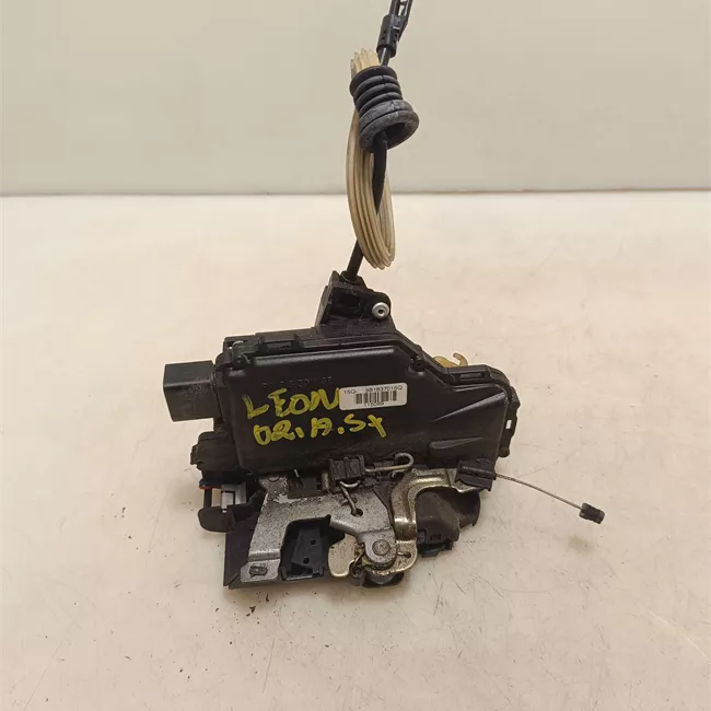 Serratura porta anteriore sinistra con chiusura centralizzata