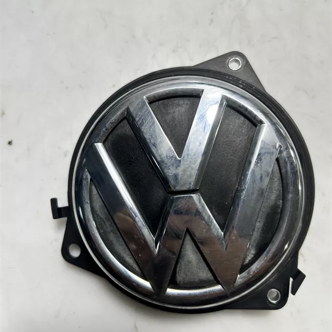 Maniglia portello posteriore con stemma cromo/nero