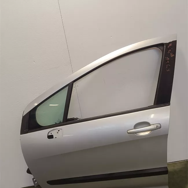 Porta anteriore sinistra