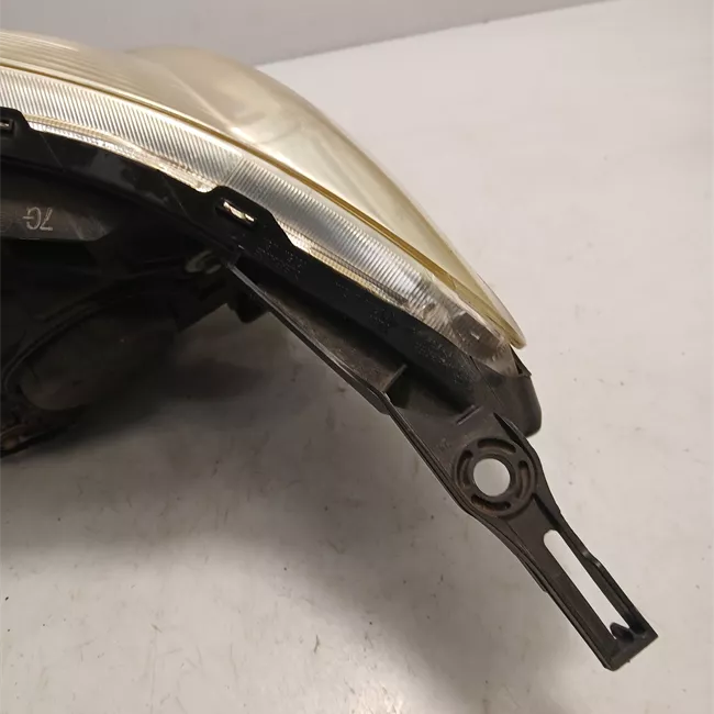 Proiettore destro Xeno