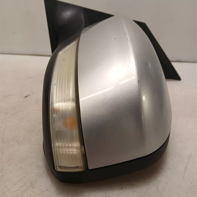 Retrovisore esterno regolazione elettrica sinistro con fanal. laterale/luce orientam