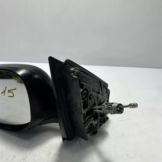 Retrovisore esterno sinistro