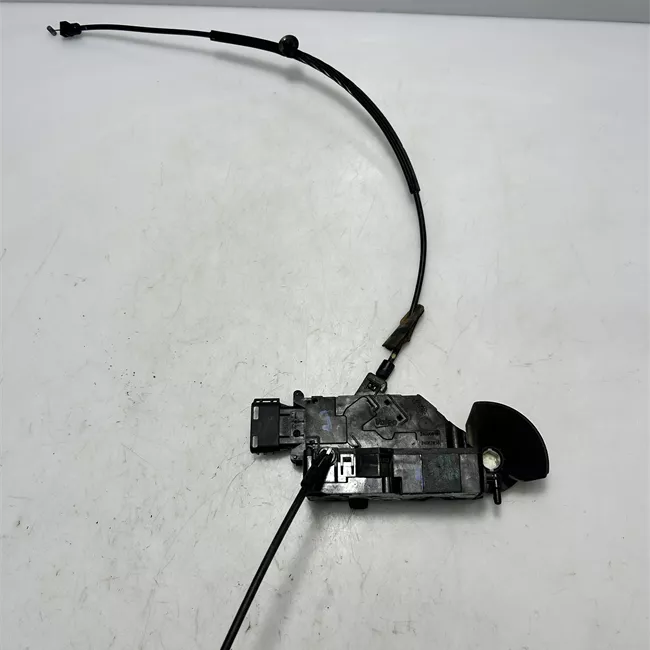 Serratura porta anteriore sinistra con chiusura singola