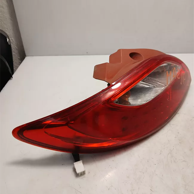 Fanale posteriore sinistro