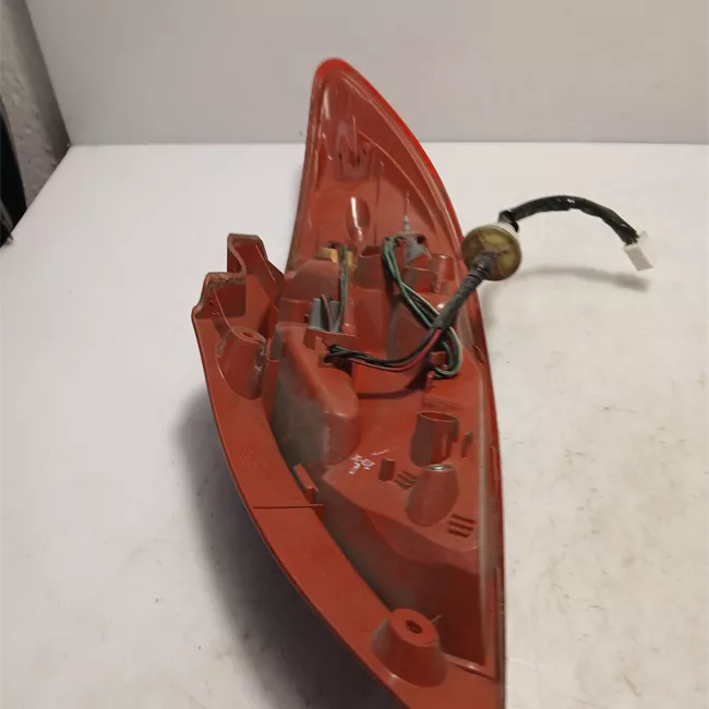 Fanale posteriore sinistro