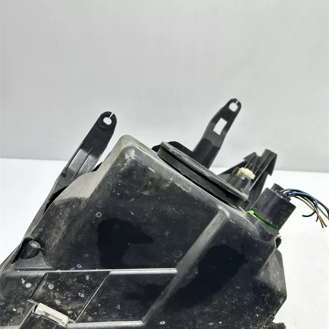 Proiettore destro Ambra