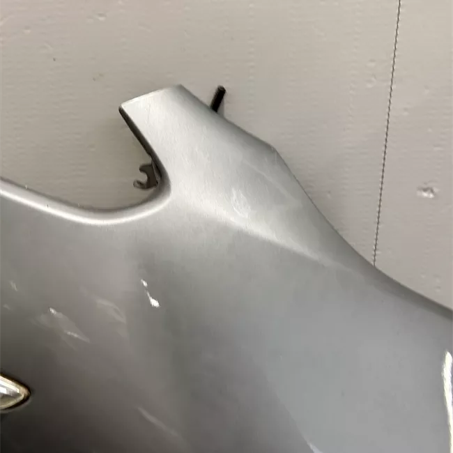 Parafango anteriore destro