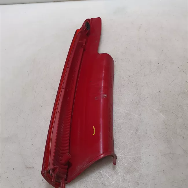 Fanale posteriore parte superiore destro