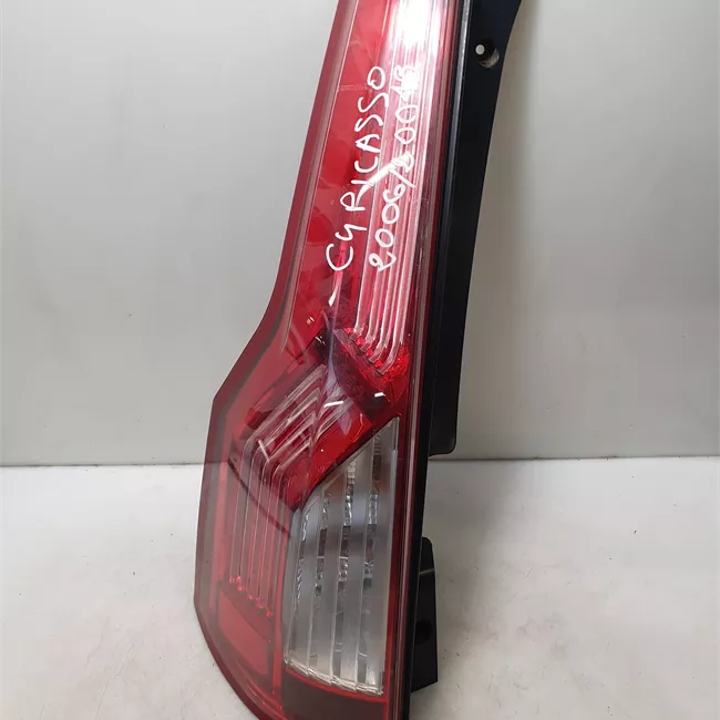 Fanale posteriore sinistro