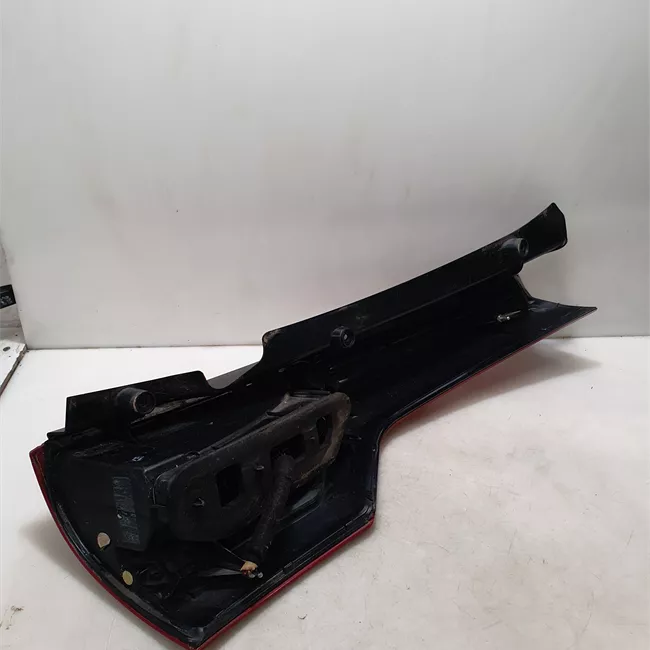 Fanale posteriore sinistro