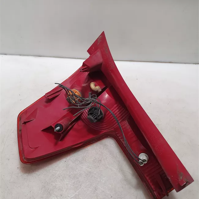 Fanale posteriore sinistro