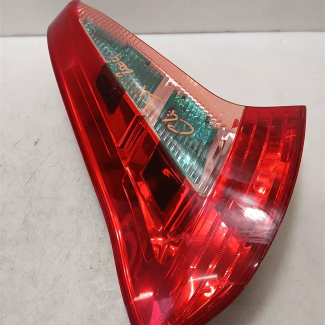 Fanale posteriore sinistro