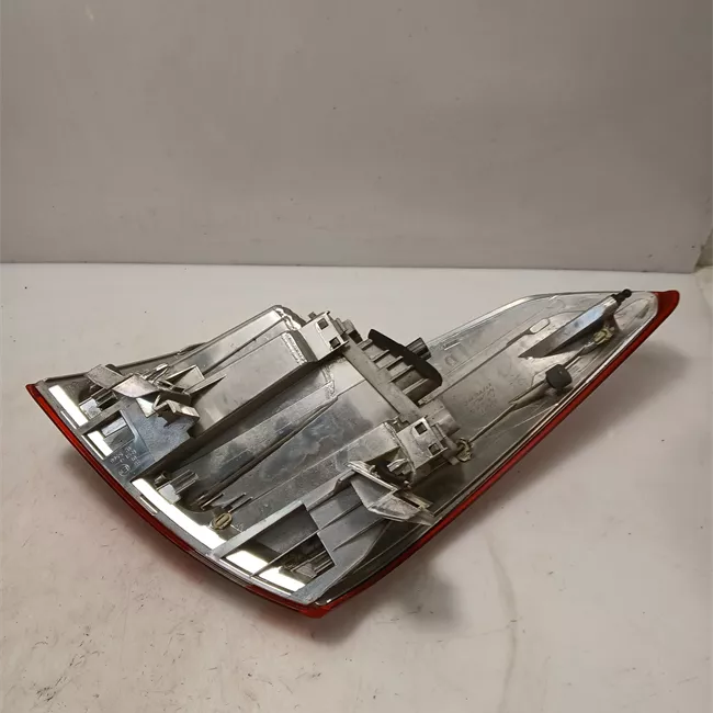 Fanale posteriore parte esterno destro