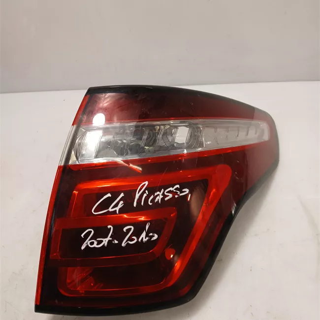 Fanale posteriore parte esterno destro