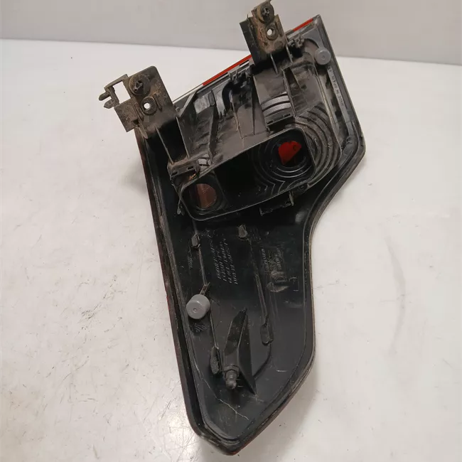 Fanale posteriore parte esterno destro