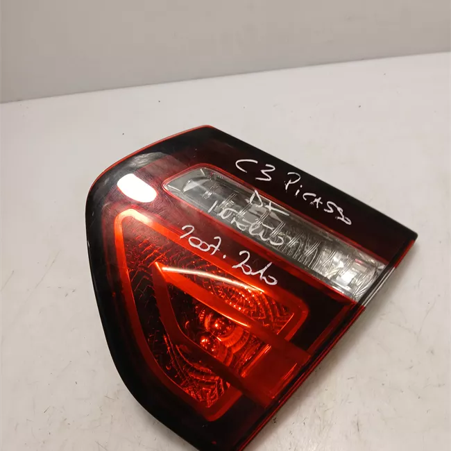 Fanale posteriore parte interno destro