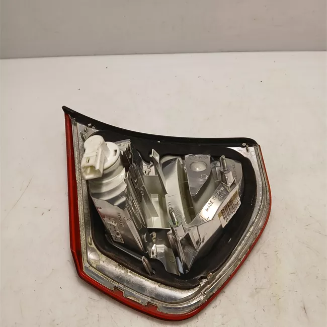 Fanale posteriore parte interno sinistro