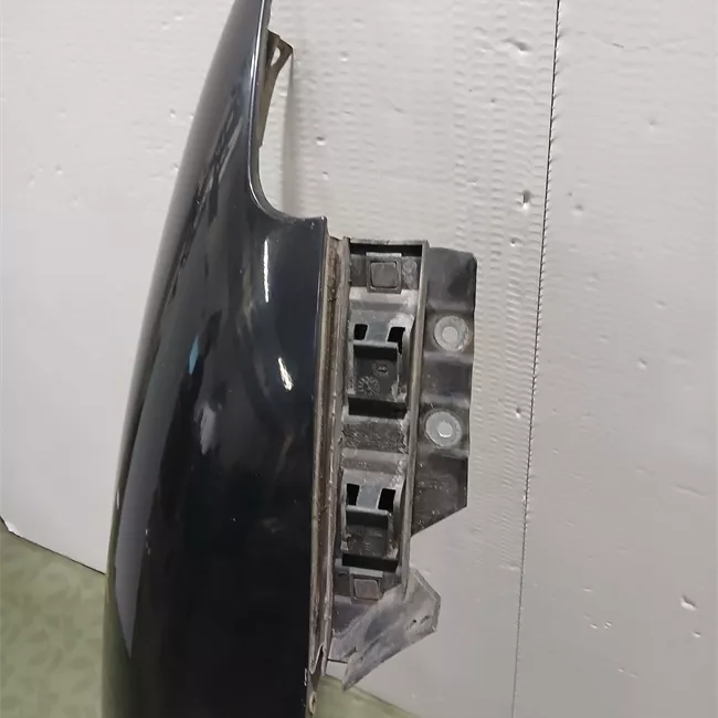 Parafango anteriore destro