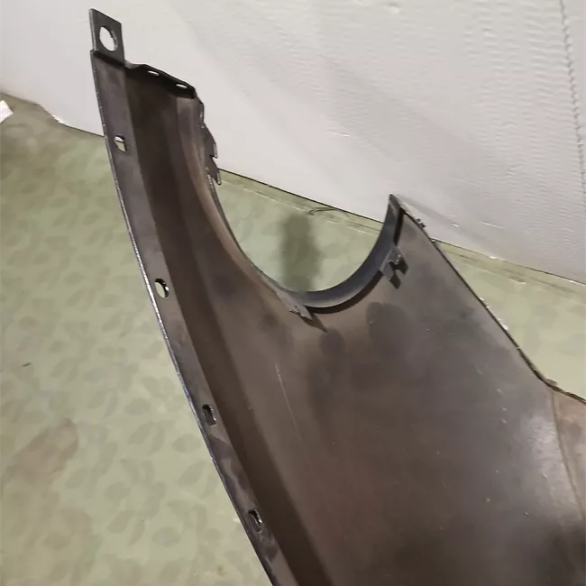 Parafango anteriore destro