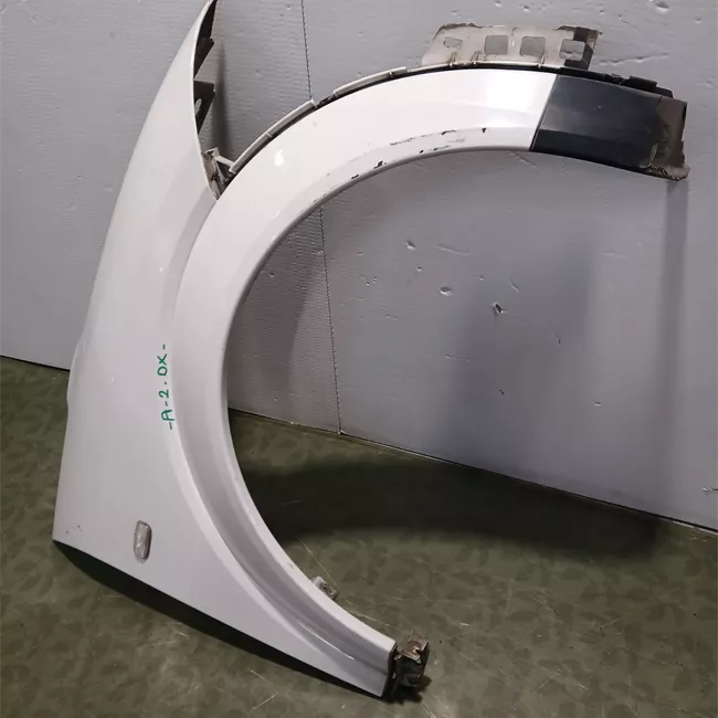 Parafango anteriore destro primer