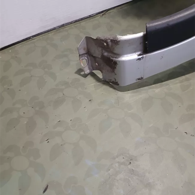 Parafango anteriore sinistro