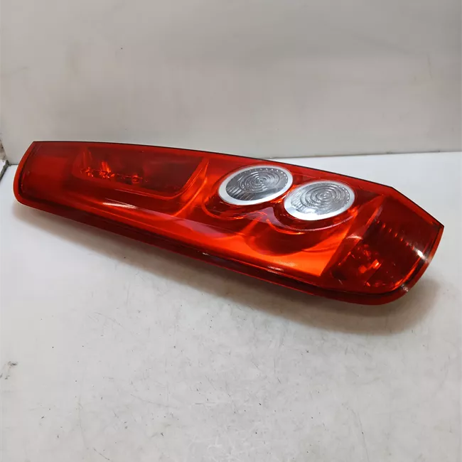 Fanale posteriore sinistro