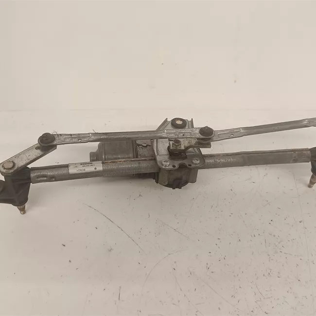 Meccanismo tergiparabrezza con motorino