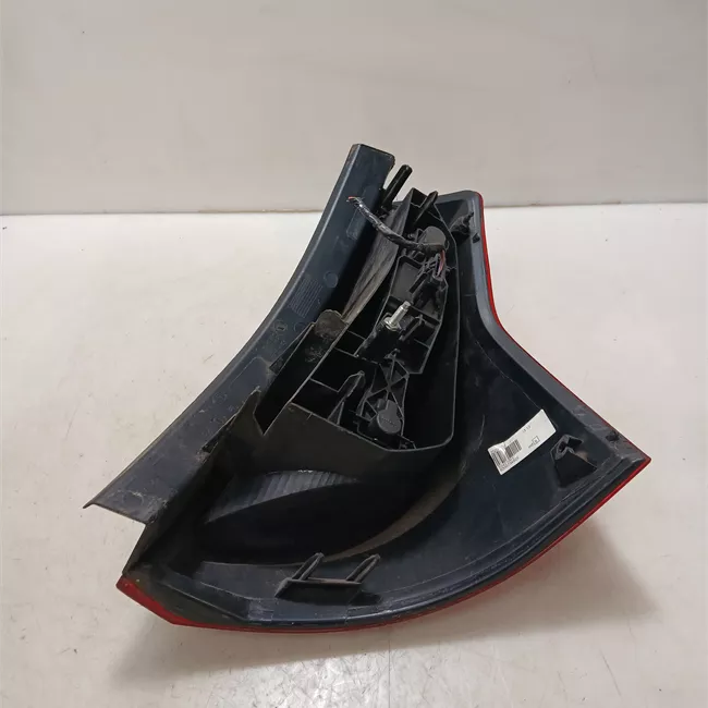 Fanale posteriore sinistro