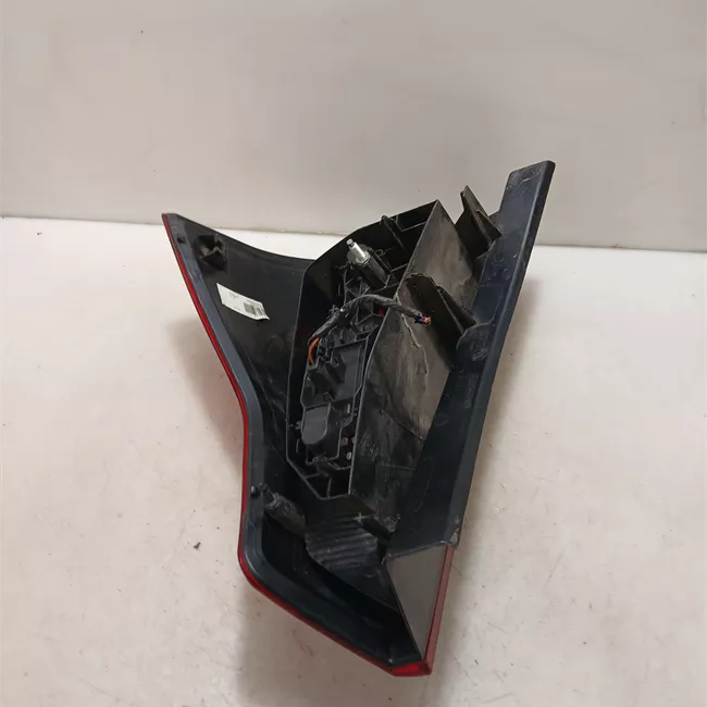 Fanale posteriore sinistro