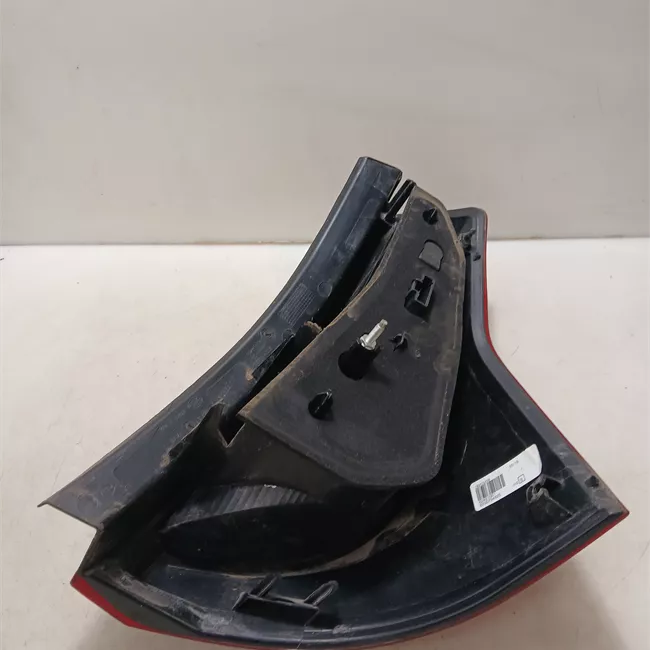 Fanale posteriore sinistro