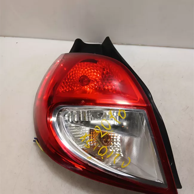 Fanale posteriore sinistro