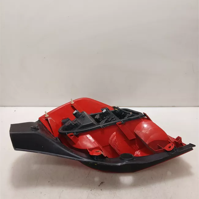 Fanale posteriore sinistro