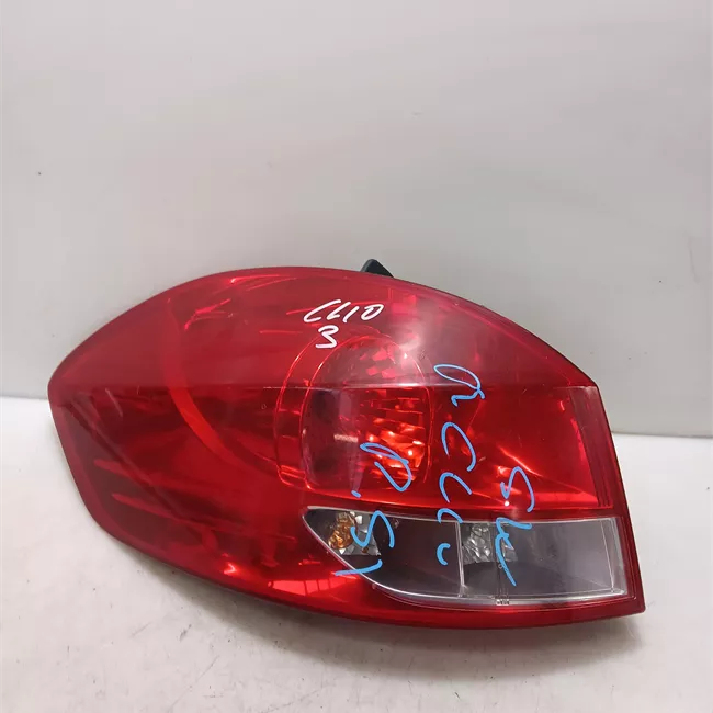 Fanale posteriore sinistro