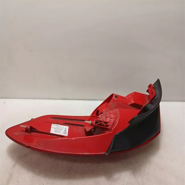 Fanale posteriore sinistro