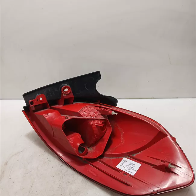 Fanale posteriore sinistro