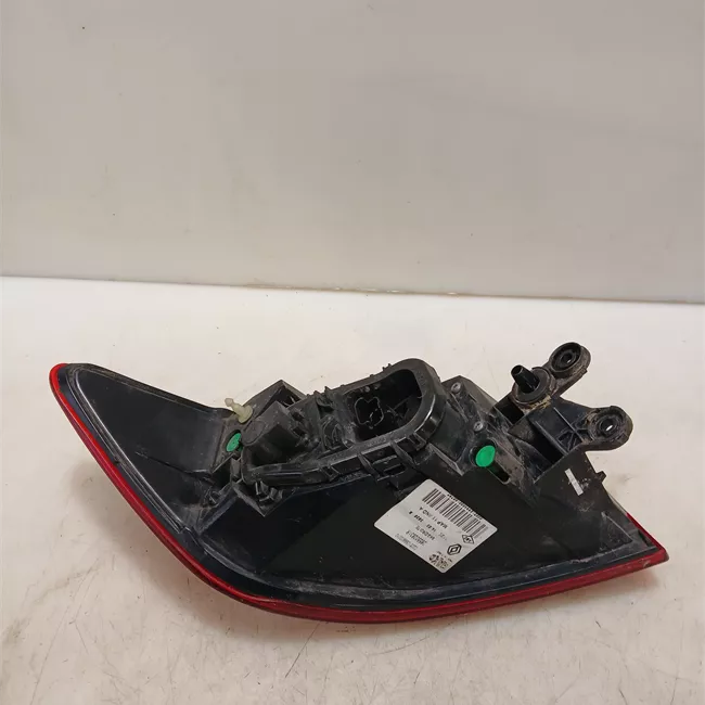 Fanale posteriore parte esterno destro