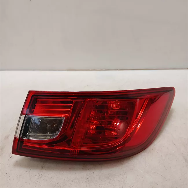 Fanale posteriore parte esterno destro