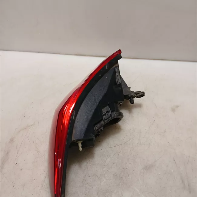 Fanale posteriore parte esterno destro