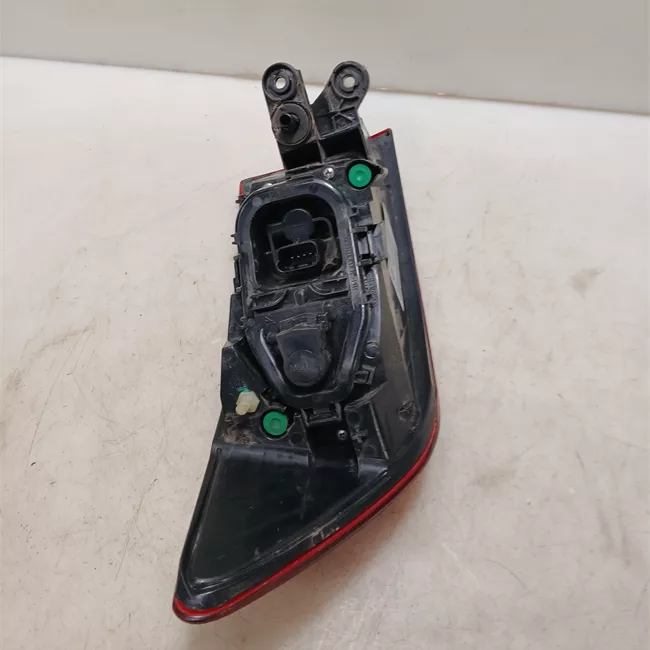 Fanale posteriore parte esterno destro