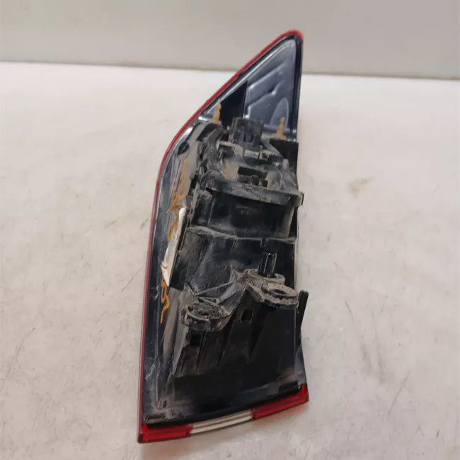 Fanale posteriore parte esterno destro